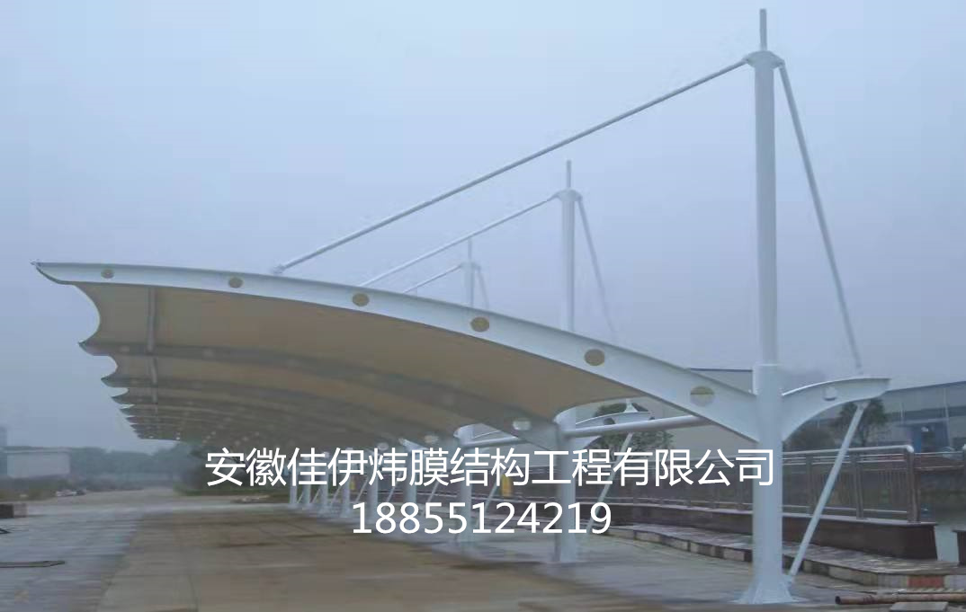 膜结构汽车棚
