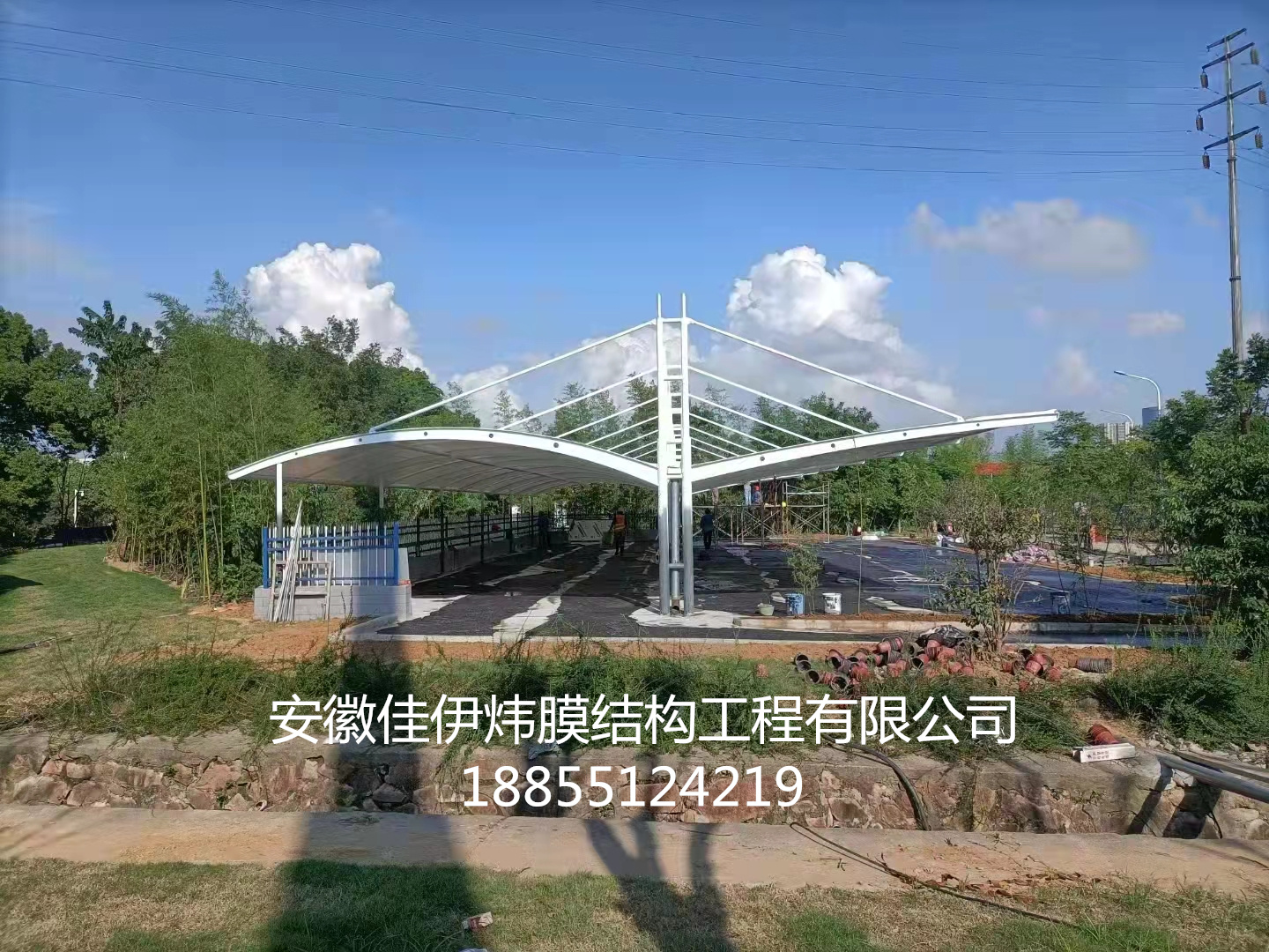 膜结构汽车棚